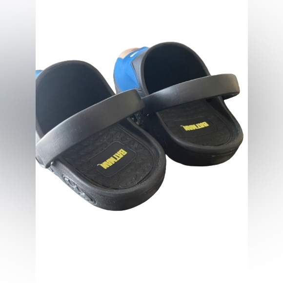 Batman Clogs Toddler Size 11/12 - Picture 5 of 5